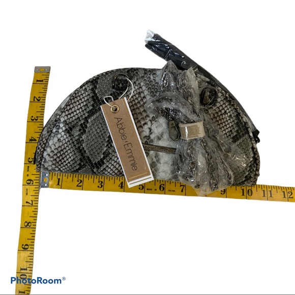 Abbie & Emmie Crossbody Animal print Snakeskin Bag Convertible Clutch Multicolor - Picture 4 of 9